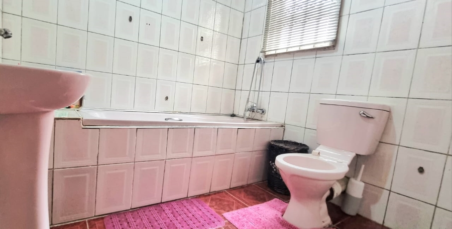 4 Bedroom Property for Sale in Mdantsane Nu 3 Eastern Cape